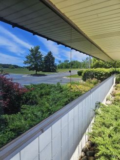 Before & After Window Cleaning in Howell, MI (2)