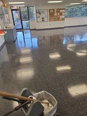 Commercial Floor Strip & Wax in Lansing, MI (1)