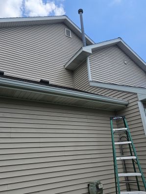 Before & After Pressure Washing in Holt, MI (3)